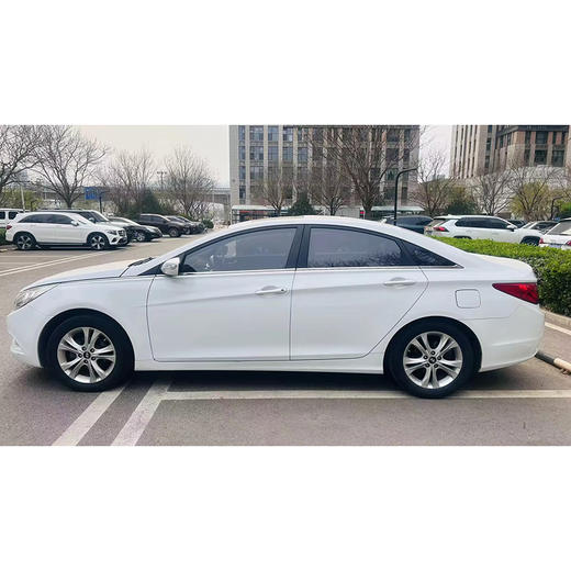 现代 索纳塔 2.0L 自动领先版【长租-北京】 商品图3