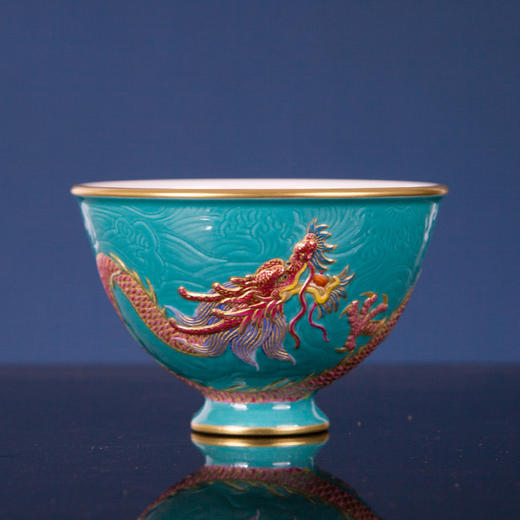 湖水绿雕刻描金海水龙纹杯（北京SKP店首发） 商品图1