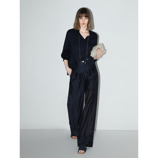 COCOBELLA丝光质感打褶西裤女设计感翻折边休闲阔腿裤PA7022 商品图3