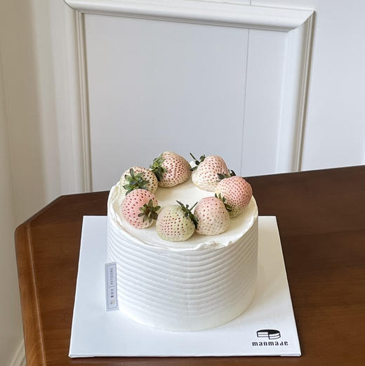 淡雪茉莉草莓香缇奶油蛋糕 商品图6