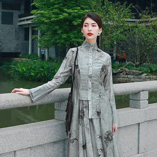 东方草木系列 | 月笼沙不规则薄开衫 | 现货加急发 商品图2