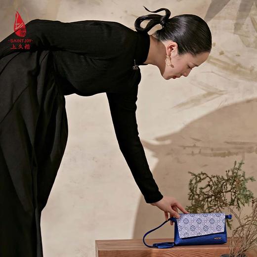 SAINTJOY/上久楷 女式手拿包 斜背包   福寿全宝锦 BWS23B2006 商品图3
