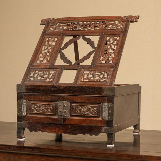 清 黄花梨透雕螭龙纹折叠式镜台 商品图3