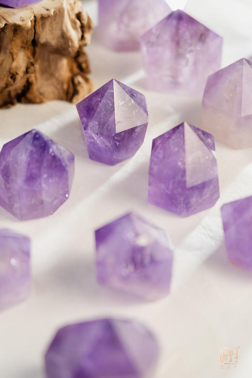 “寻光”系列---天然紫水晶根雕能量摆件 商品图4