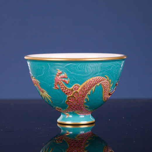 湖水绿雕刻描金海水龙纹杯（北京SKP店首发） 商品图2