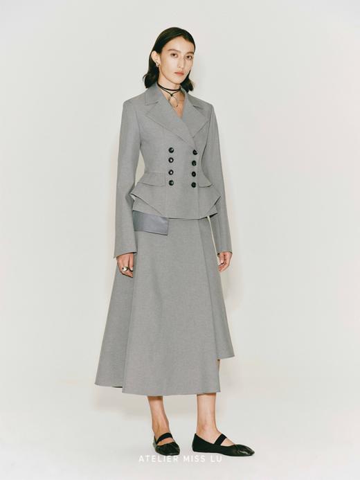 【雾灰河畔】建筑感立裁多层次收腰设计外套 商品图2