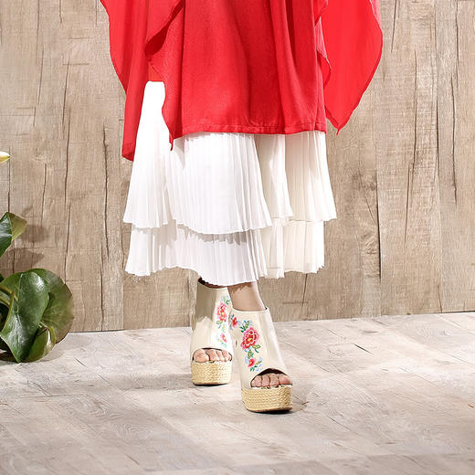 步步生莲绣花高跟凉鞋 ｜现货加急发｜杨丽萍老师同款 商品图4