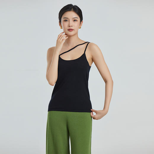 东黎 • 山羊绒女士春夏精纺斜肩带无袖休闲背心 4214 商品图5