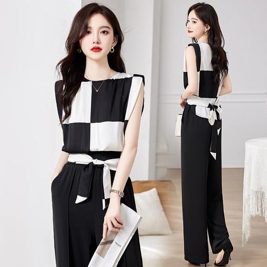 【预订·最迟6天发货】套装夏装轻熟风2024新款女装夏季时尚气质高端无袖小衫裤子两件套 商品图2