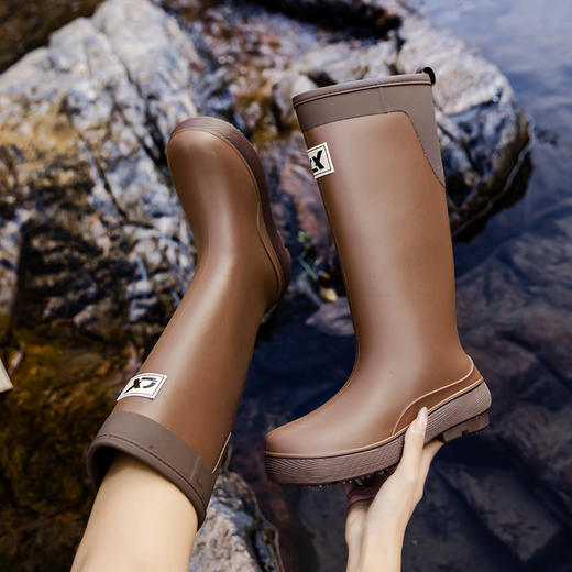 外穿防滑雨鞋2311 时尚雨鞋女款新款成人防水鞋胶鞋长筒户外 商品图4