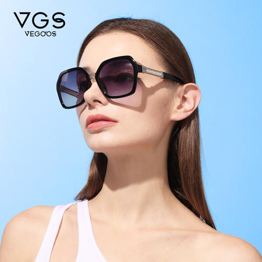 【分销】威古氏女士太阳镜偏光镜片方圆大框墨镜，辅以金属装饰，传递高级设计感 商品图2