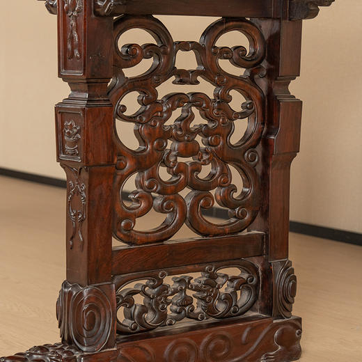 二十世纪 红木梗面灵芝纹大翘头案 商品图3