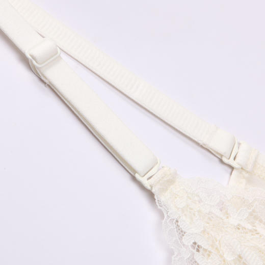 都市丽人自然舒适内衣女蕾丝文胸B杯适穿3/4杯薄款无钢圈三排扣LB42D2 商品图5