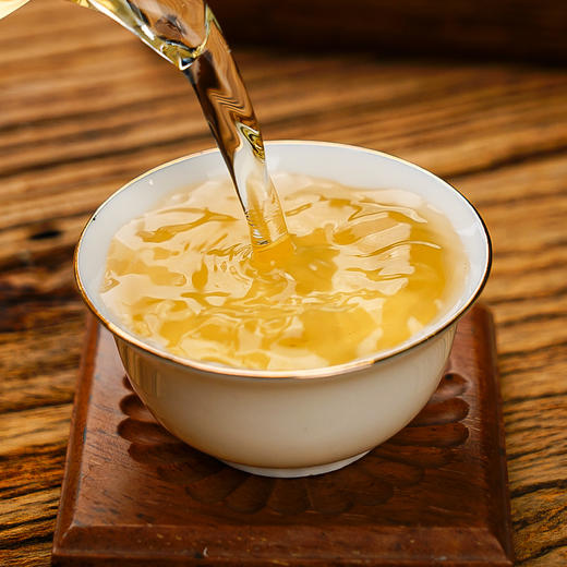 版纳之巅，高香高甜【滑竹梁子散茶】2020春茶勐海滑竹梁子38号茶农普洱生茶古树散茶袋装 250g/袋 商品图4