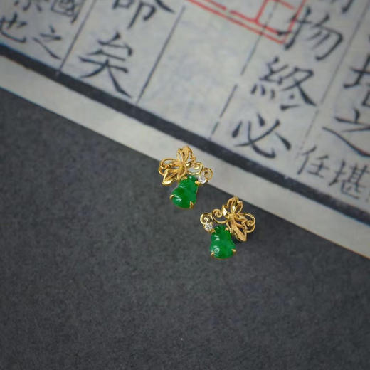 龢盒原创 福禄双全·阳绿翡翠葫芦耳钉 商品图0