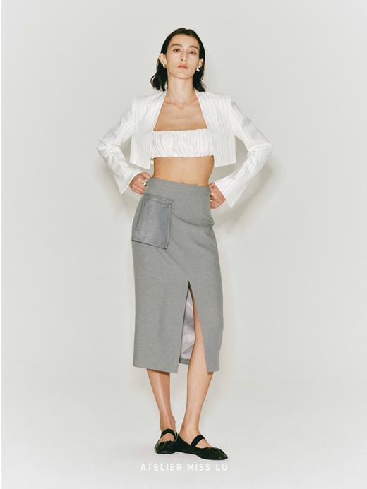 【昨日再现】后背开叉直身垫肩短款醋酸外套 商品图0