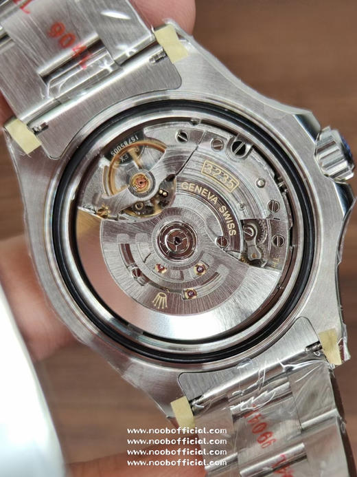 CLEAN/c厂推出游艇40mm系列 126622.  ps/126655玫瑰金版本近期推出
1.左侧/右侧 GEN=真品   clean=clean厂产品➕搭配正品一致的定制版3235一体机芯❕❕❕ 商品图7