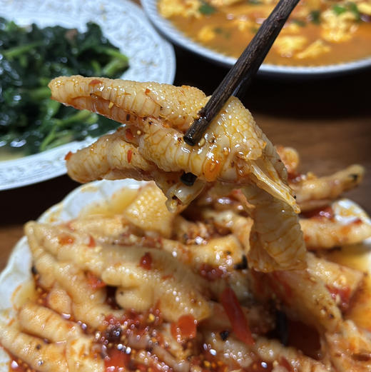 嘎嘎香😋红油无骨凤爪，私厨标准打造，根据自己的口味随时调整辣度，一款有家的味道的地道川味美食【保质期20天，生鲜发出不退不改不转寄】 商品图0