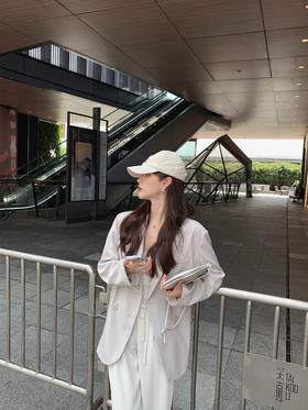 金蘑菇菇【miu系 夏日氧气西装】主打通勤防晒宽松日常休闲外套
