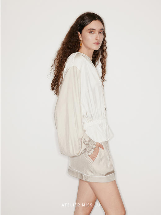 【香槟沙滩】撞色拼接复古连帽拉链醋酸上衣 商品图3