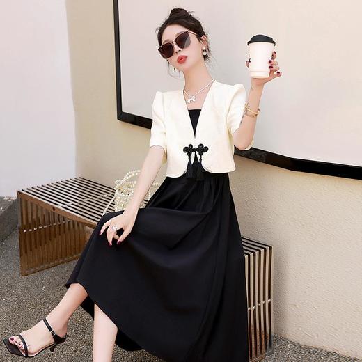 【预订·最迟6天发货】新中式国风连衣裙女2024年夏季新款减龄收腰显瘦吊带裙套装两件套 商品图2