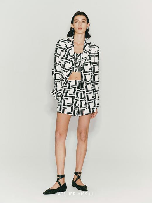 【白色恋人】品牌定制字母印花垫肩西装外套 商品图0