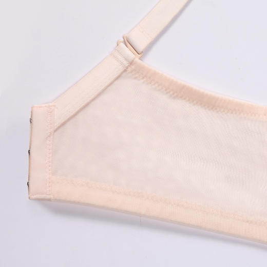 都市丽人自然舒适内衣女蕾丝文胸A杯适穿3/4杯中厚无钢圈三排扣LB42D1 商品图6