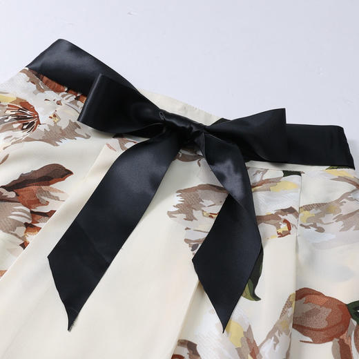 2024年春夏款长款印花百褶大摆裙高腰修身垂感气质半身裙时尚伞裙 商品图3