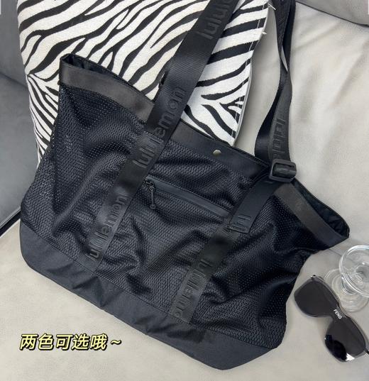 点此购买 LULULEMON Mesh男女款网面手袋 zc 284316 商品图3