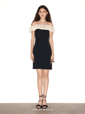 【赫拉】层叠立体圆片拼接一字肩收腰连衣裙