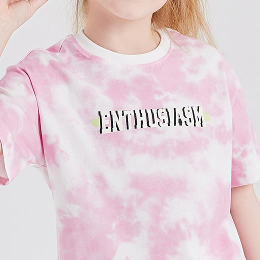 笛莎Deesha T恤2024夏季新款时尚满印短袖T恤 商品图5