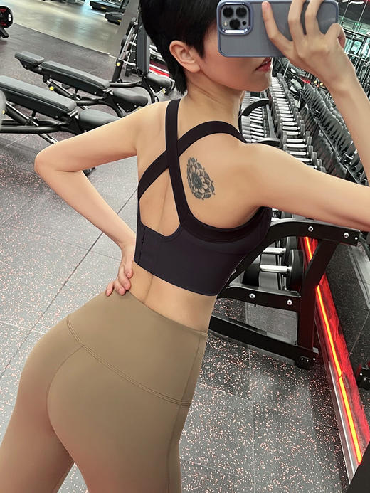 【运动内衣 夏防震大胸聚拢瑜伽背心女】一体式跑步上衣 健身文胸 商品图6