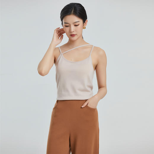 东黎 • 山羊绒女士春夏精纺斜肩带无袖休闲背心 4214 商品图1