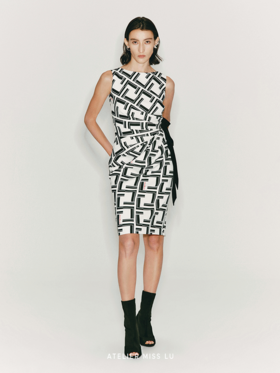 【涟漪】品牌定制字母印花飘带褶皱修身连衣裙