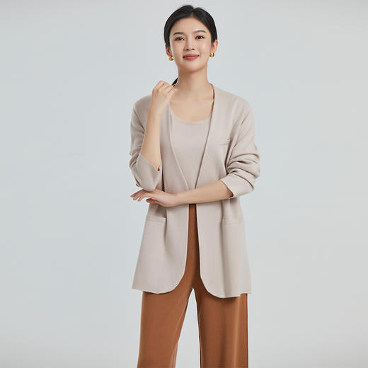 东黎 • 山羊绒女士春夏季精纺西装休闲商务风开衫 4209 商品图0