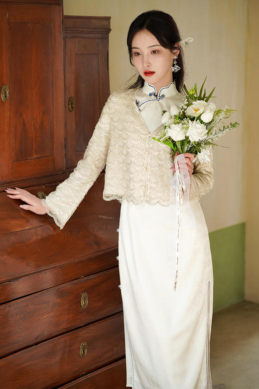 逸红颜明月优选#『美人鱼』重磅高定系列 非遗钉珠工艺 小香风优雅套装 端庄华丽#新增长款杏色半裙 商品图1