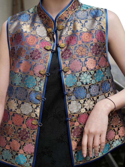 盛唐牡丹 |六合花开宋锦对襟马甲 商品图2