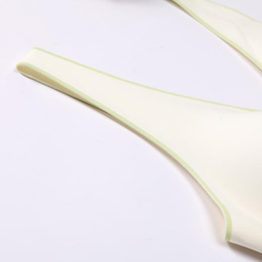 都市丽人Vbra内衣深V领口内衣女泳布文胸无尺码3/4杯薄款无钢圈无排扣LB46K4 商品图5