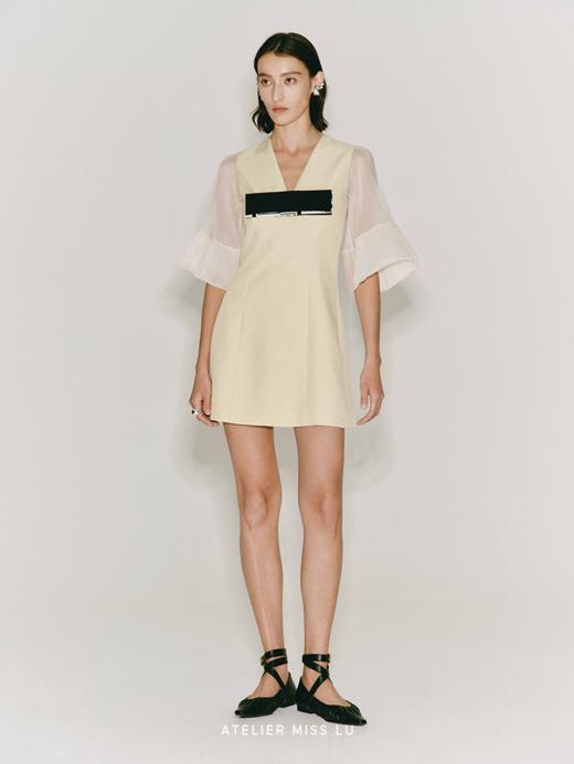 【春日邂逅】蝴蝶结撞色拼接花苞纱袖收腰连衣裙 商品图1