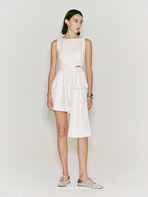 【摇曳百合】造型飘片设计收腰无袖醋酸连衣裙 商品图1