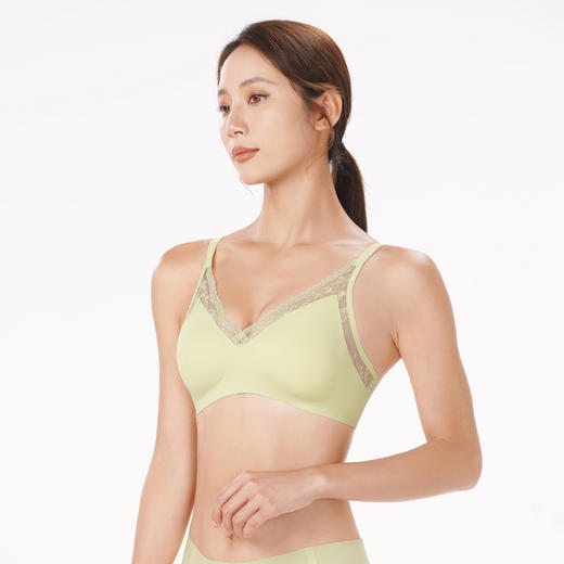 都市丽人Vbra内衣浪漫蕾丝边内衣女泳布文胸无尺码3/4杯薄款无钢圈二排扣LB46K8 商品图2