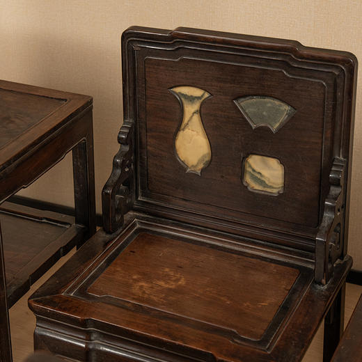 清 红木镶云石博古图开窗背屏椅成堂（八椅四几） 商品图2