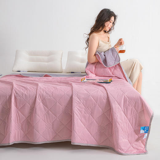 【越睡越凉快】凉感丝夏凉被 柔顺光滑 A类凉感丝空调被，母婴级冰淇淋夏被！ 商品图9