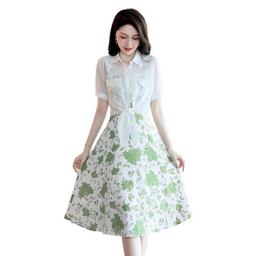 【预订·最迟6天发货】两件套连衣裙女夏2024年新款高级感气质洋气别致独特碎花裙子套装 商品图4