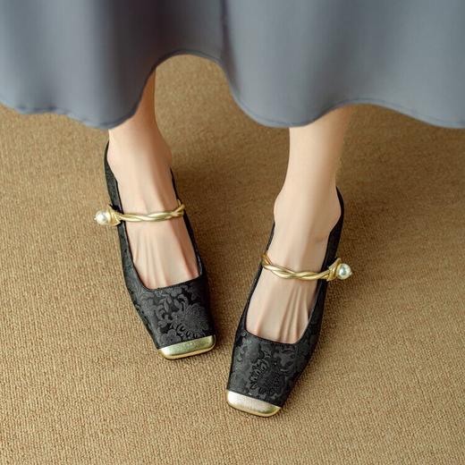 【预售5天】新中式国风玛丽珍，粗跟可搭旗袍单鞋DB&M5907 商品图3