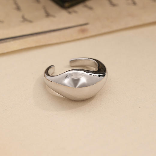 【张雨绮同款】Retro Chic意大利复古时尚首饰 小水滴戒指 商品图1