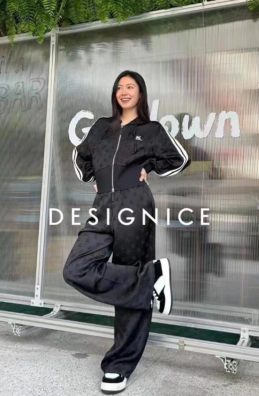 4F 迪赛尼斯运动套装 商品图0