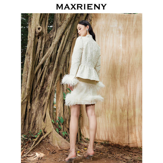 MAXRIENY宫廷浮雕复古感半身裙高腰包臀短裙冬裙(货号:MC87SK787) 商品图3