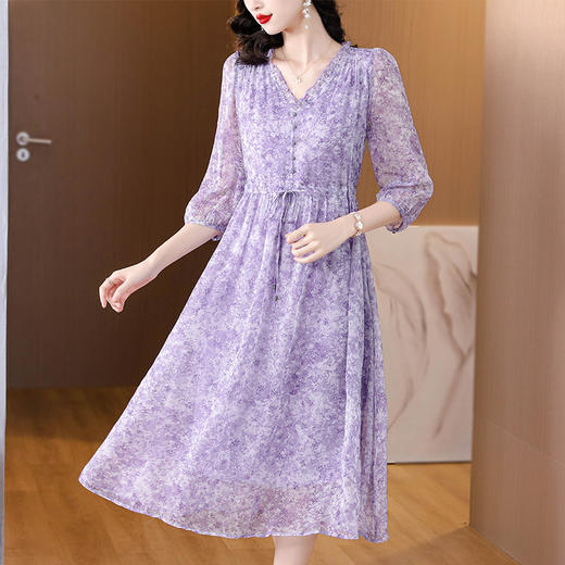 AHM-8125法式温柔风紫色碎花连衣裙新款时尚洋气甜美减龄中长裙 商品图3