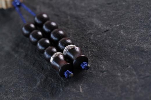 XYZT0066°小叶紫檀带金星佛珠男女手串 商品图4